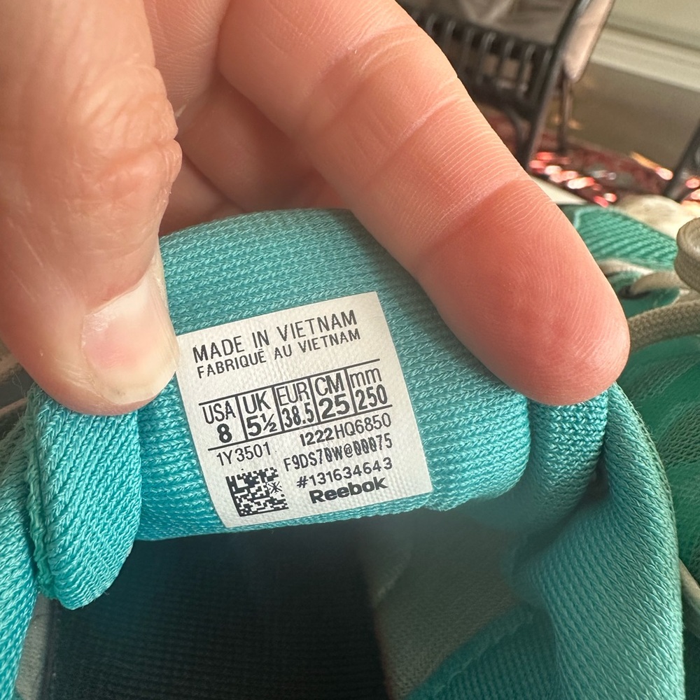 Reebok Teal and Black Athletic Shoes - Picture 6 of 7